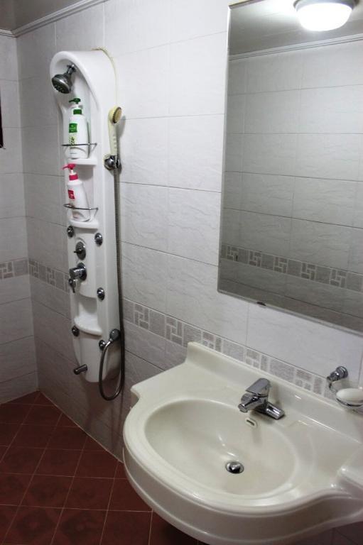 Picasso Motel Jongno Seoul Ruang foto
