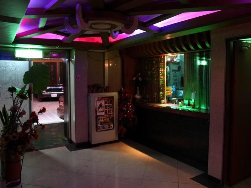 Picasso Motel Jongno Seoul Bagian luar foto